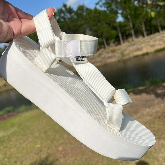 platform tevas white